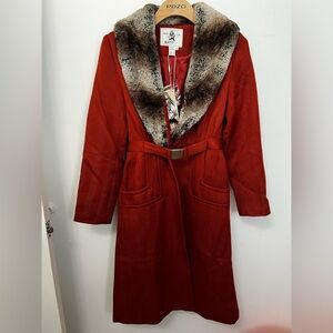 Alice’s Pig Burnt Orange Faux Fur Collar Fabulous Coat with Gorgeous Detailing